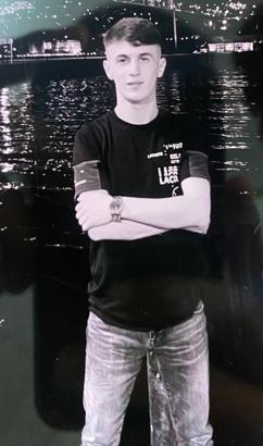 İstanbul - Gaziosmanpaşa'da kazada ölen arkadaşının mezarından dönen motosikletli yayaya çarptı