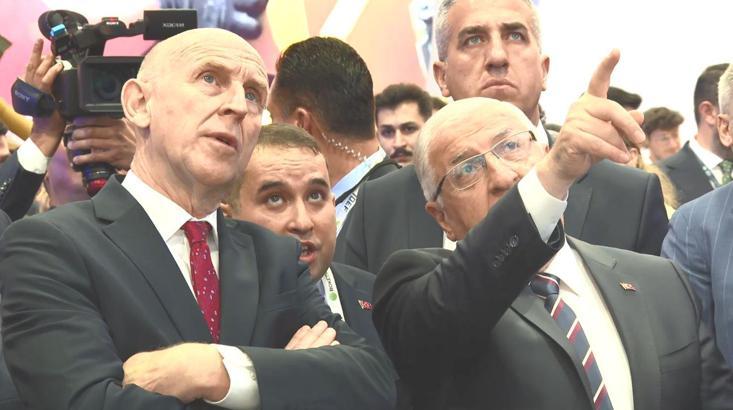 İstanbul - Bakan Güler, IDEF 2025'te Türkiye'ye gelen 40 Bakan ile görüştü