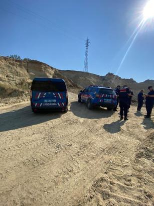 İstanbul- Silivri'de de kum ocağında göçük; 1 işçi mahsur kaldı -1