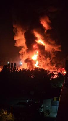 İstanbul-Çekmeköy'de fabrikada yangın -2