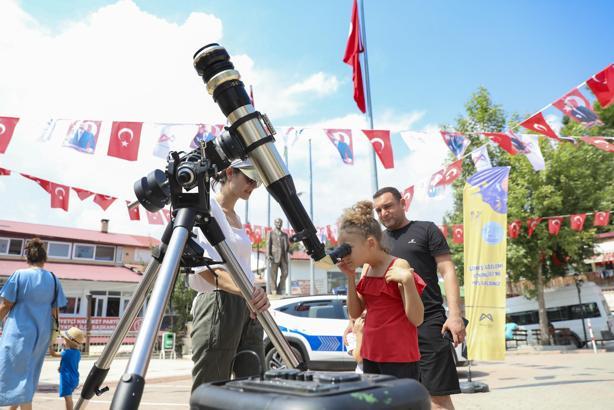 Mercan’la ‘bilim’ meraklılarına ulaşıyor