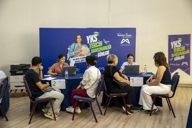 Öğrencilere ücretsiz YKS tercih desteği