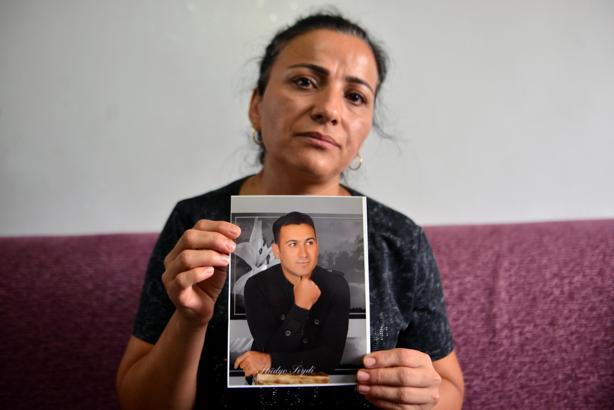 Kayınpederi tarafından öldürülen eşine ilk yardım yaptığı anları anlattı: 20 yılım kaybolup gitti