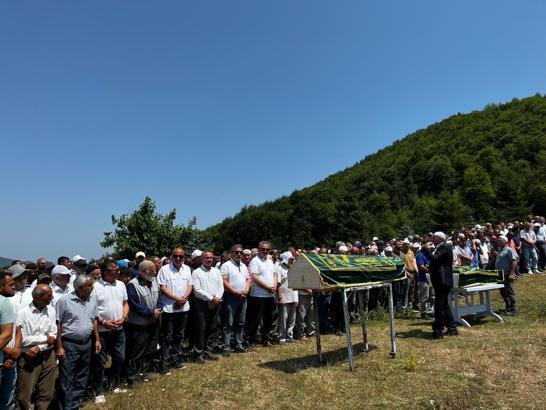 İstanbul'da oğulları tarafından öldürülen çift, Ordu'da toprağa verildi