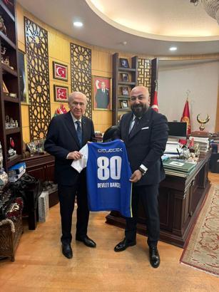 İş insanı Tahsin Çimen, Devlet Bahçeli'yi ziyaret etti