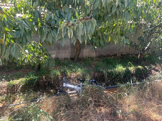 Bisikletle kanala düşen 2 çocuk yaralandı