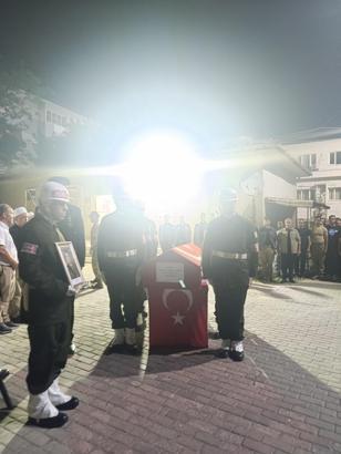 MSB: Edirne'de askeri araç kazasında 1 silah arkadaşımız şehit oldu (3)