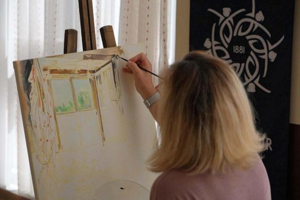 Aydın'da yetişkinler için resim kursları devam ediyor