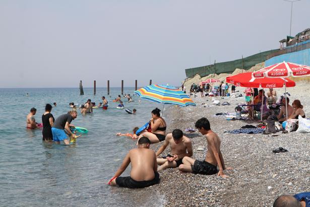 Van Gölü, Güneydoğu'da serinlik arayanların uğrak noktası oldu/Ek fotoğraflar