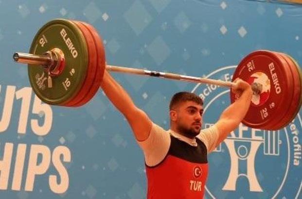 Şırnaklı halterci Sefkan Sümen Avrupa rekoru kırdı