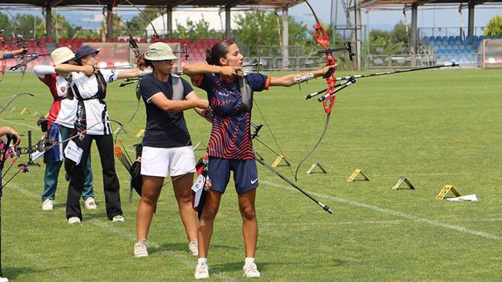 Okçuluk Türkiye Kupası 3'üncü ayağı Samsun’da devam ediyor