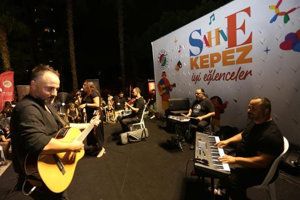 'Sahne Kepez' rüzgarı Yenidoğan Mahallesi’nde esti