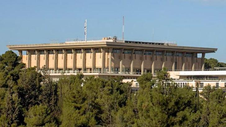 İsrail, BAE'deki tüm diplomatik personelini ve ailelerini tahliye edecek