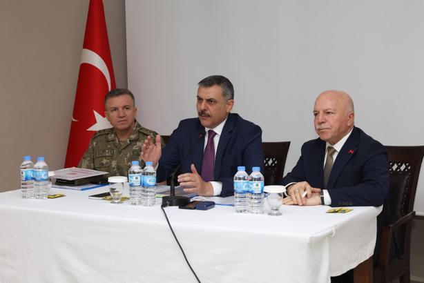 Erzurum'da çoban köpeklerine 'mikroçip' takılacak