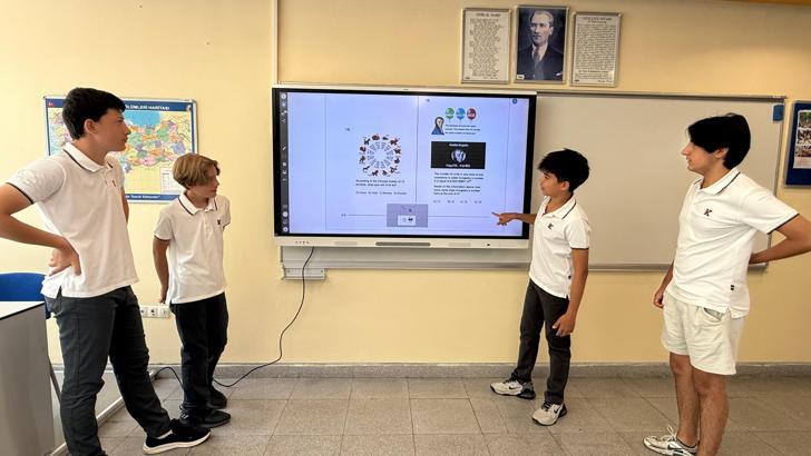 Barselona'daki olimpiyatlarda Türk öğrenciler matematikte dünya birincisi