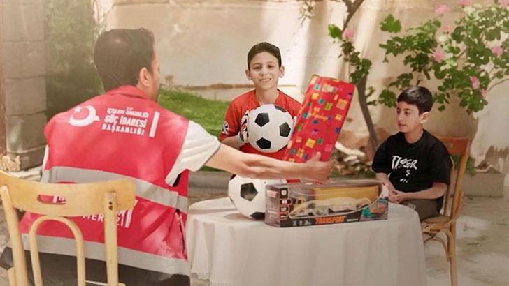 Göç İdaresi Başkanlığı'ndan 'Aynı Gökyüzü, Yeni Umutlar' filmi