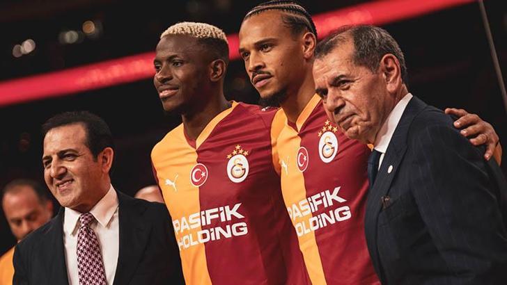 Galatasaray, Osimhen ve Sane için statta imza töreni düzenledi