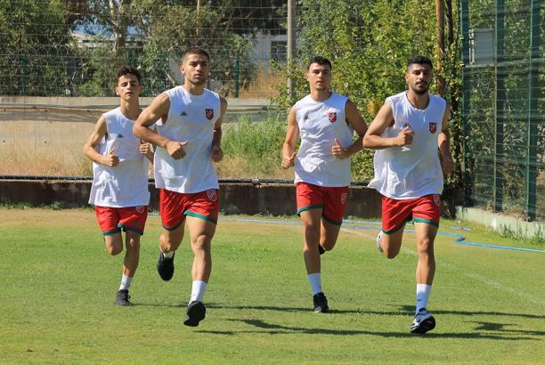 Karşıyaka kamp öncesi kadroyu kurdu