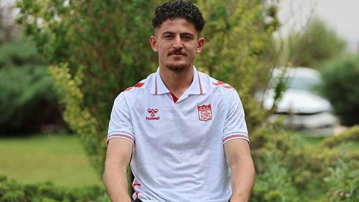 Emirhan Başyiğit: Sivasspor'u çok iyi yerlere getireceğimize eminim