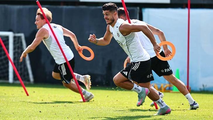 Beşiktaş, St. Patrick's maçı hazırlıklarını sürdürdü