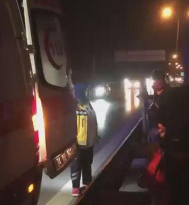 İstanbul - Gaziosmanpaşa'da TEM'de karşıya geçen Özbekistan uyruklu kadına araç çarptı: 1 ölü
