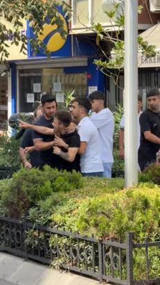 İstanbul - Kağıthane'de yolu kapatan nakliyeciye esnaftan meydan dayağı; o anlar kamerada