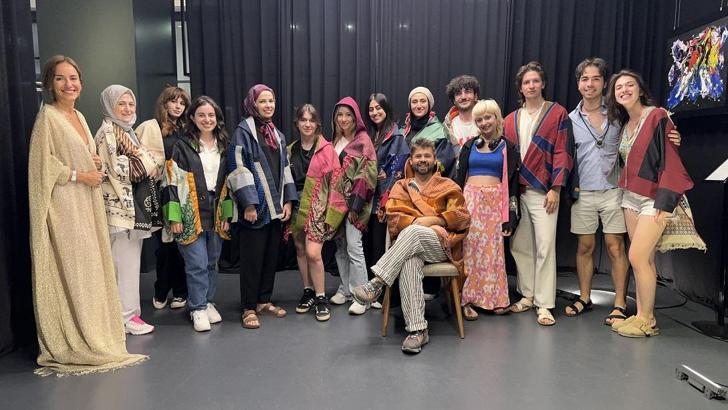 Ünlü modacı genç dokumacılar yetiştiriyor