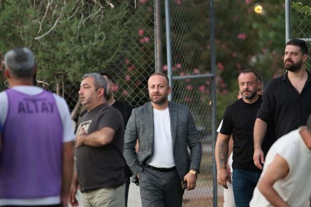 Altay'da Sinan Kanlı kolları sıvadı