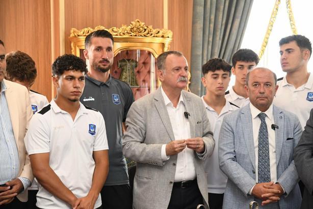 Başkan Balaban: U17 futbol takımımızın şampiyonluğu, Ferdi Başkan'a vefa borcumuzdur
