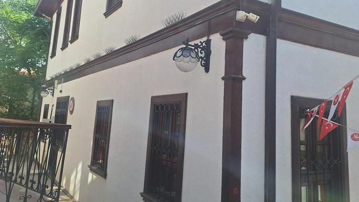 Sahte e-imza iddianamesi; 120 bin TL'ye ortaokul-lise diploması düzenlemişler