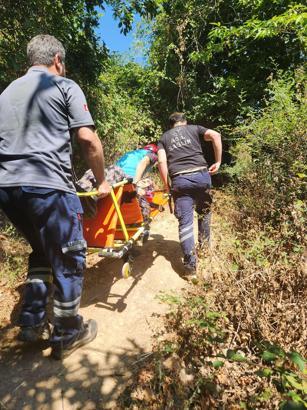 Dağlık alanda fenalaşan 75 yaşındaki kadına AFAD ve UMKE ekipleri ulaştı