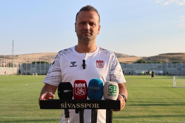 Osman Zeki Korkmaz: Sivaslılar takımıyla gurur duyacak