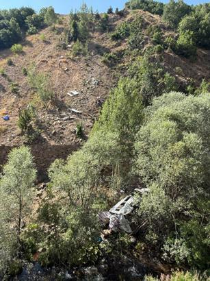 Fındık işçilerini taşıyan minibüs uçuruma yuvarlandı: 3 ölü, 18 yaralı