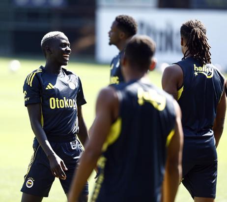 Fenerbahçe sezonu Feyenoord deplasmanında açıyor