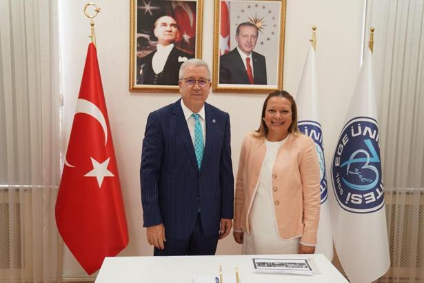 EÜ'lü bilim ekibinin 'termal anne sütü transfer çantasına' faydalı model tescili