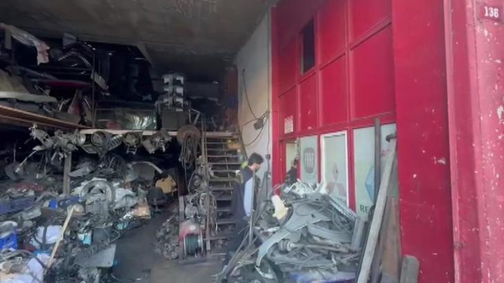 İstanbul merkezli 10 ilde oto hırsızlık şebekesi üyelerine operasyon