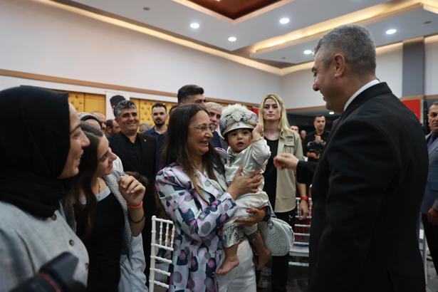 Mersin'de sünnet olan 33 çocuk için şölen düzenlendi