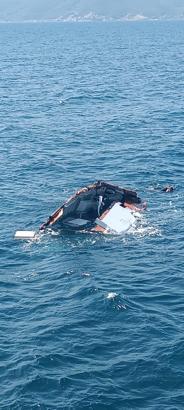 Yalova'dan Yunanistan'a açılan iş insanın teknesi parçalanmış bulundu, kendisi kayıp/ Ek fotoğraf
