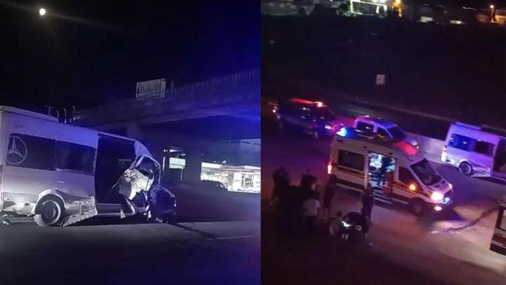 Servis minibüsü, çöp kamyonuna çarptı; 3 yaralı