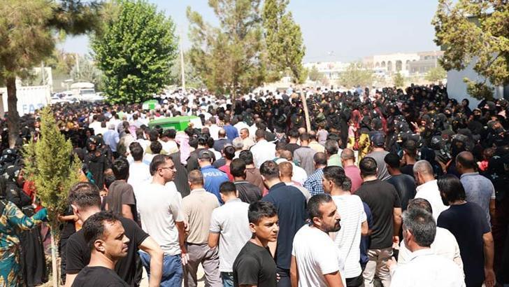 Sivas'taki kazada ölen 4 tarım işçisi, Şanlıurfa'da defnedildi