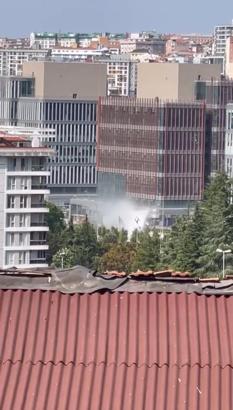 İstanbul - Kağıthane'de İSKİ çalışması sırasında isale borusu patladı