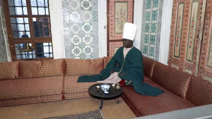 İstanbul- Topkapı Sarayı'nda restorasyonu tamamlanan 'Karaağalar Koğuşu' ziyarete açıldı