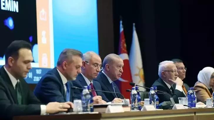 AK Parti'de MKYK toplandı