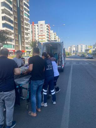 Diyarbakır’da otomobilin çarptığı yaya yaralandı