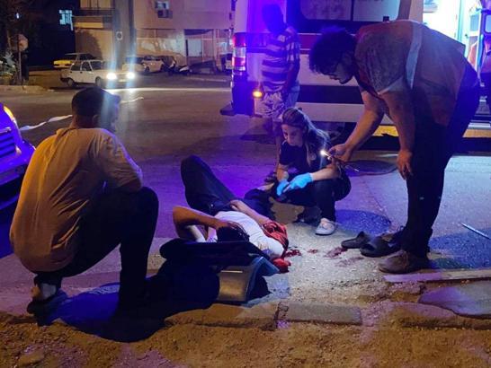 Motosikletli kurye kazada yaralandı