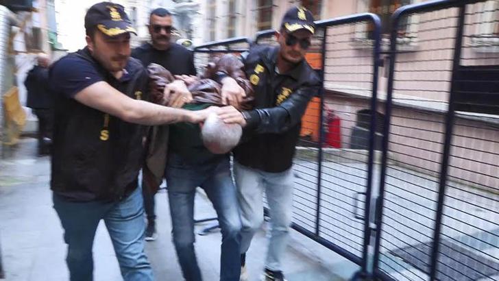 Özgür Özel'e saldıran Selçuk Tengioğlu'nun yargılandığı davada duruşma 4 Eylül'e ertelendi