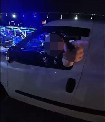 Motosiklet sürücüsüne saldırmaya kalkışan şüpheliye gözaltı