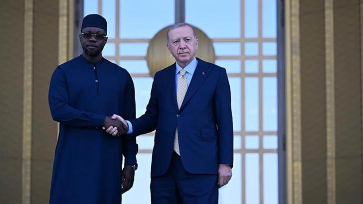 Cumhurbaşkanı Erdoğan, Senegal Başbakanı Sonko'yu resmi törenle karşıladı