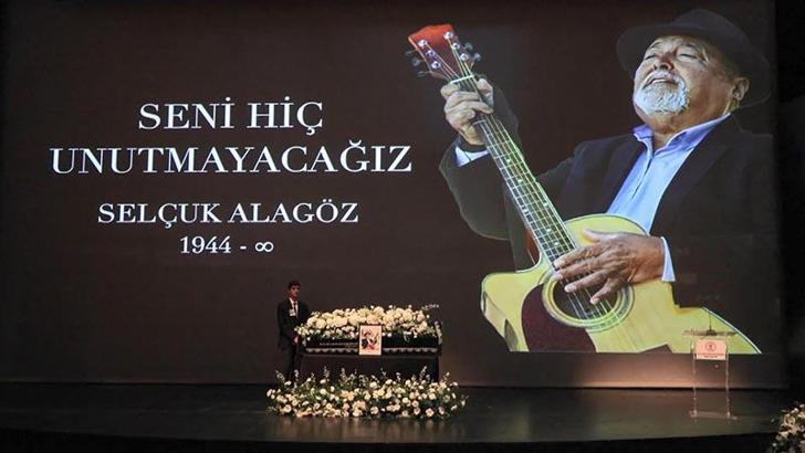 Sanatçı Selçuk Alagöz son yolculuğuna uğurlandı