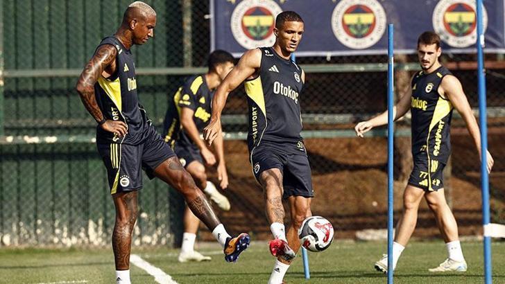 Fenerbahçe, Feyenoord maçı hazırlıklarına başladı